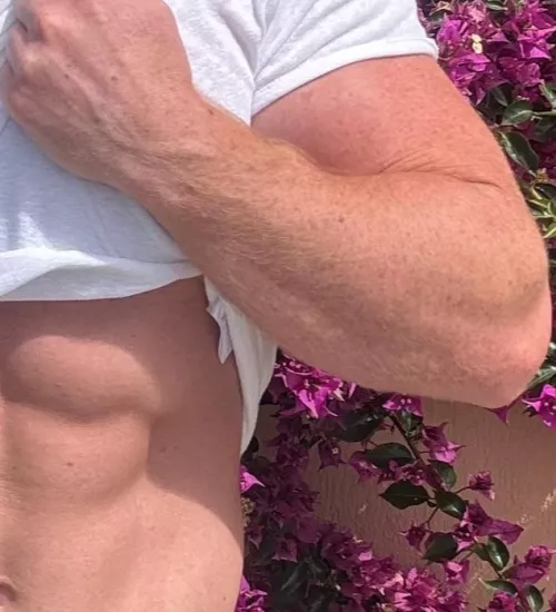 Ginger gym bros forearm 