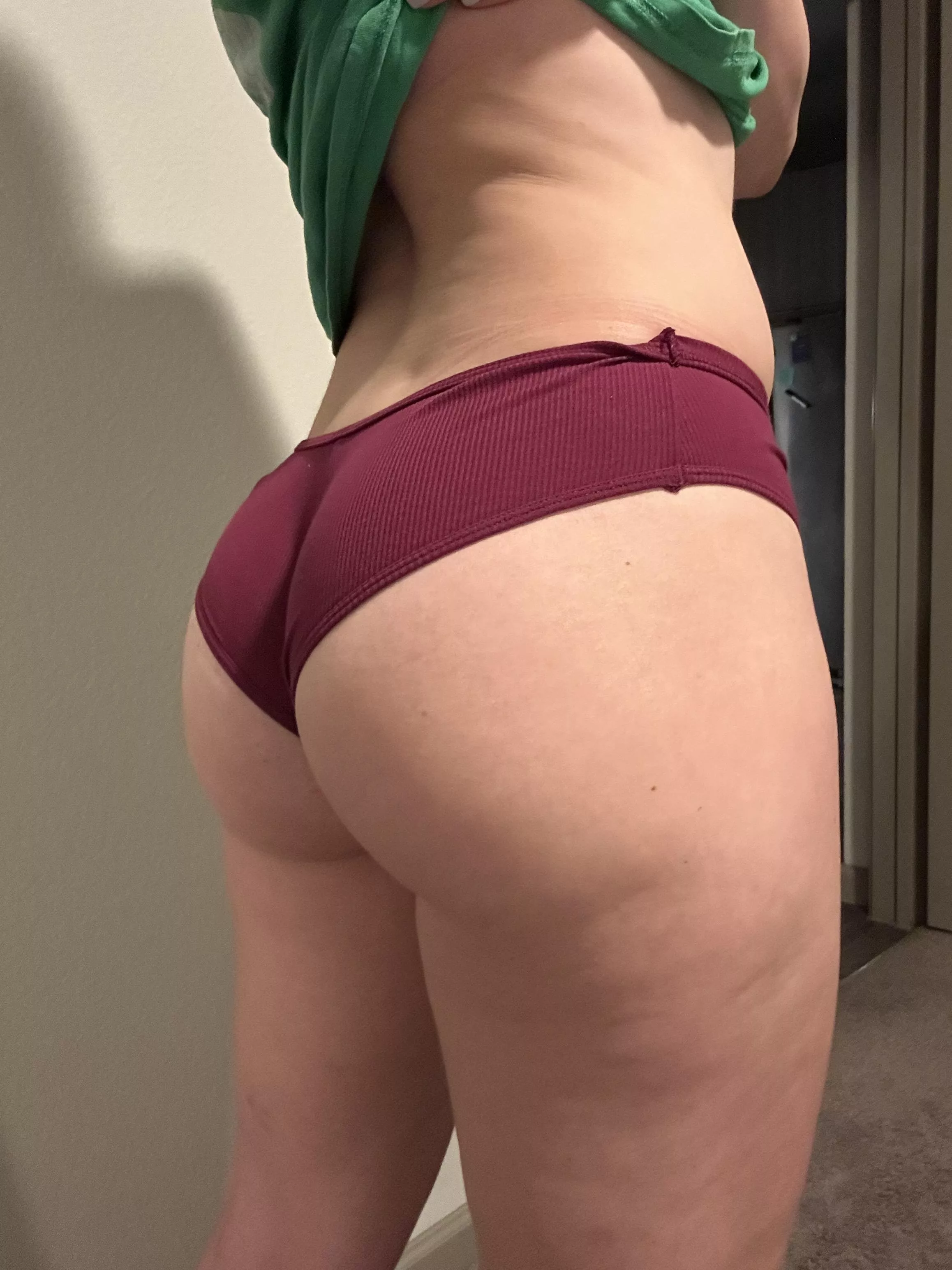how's the booty looking