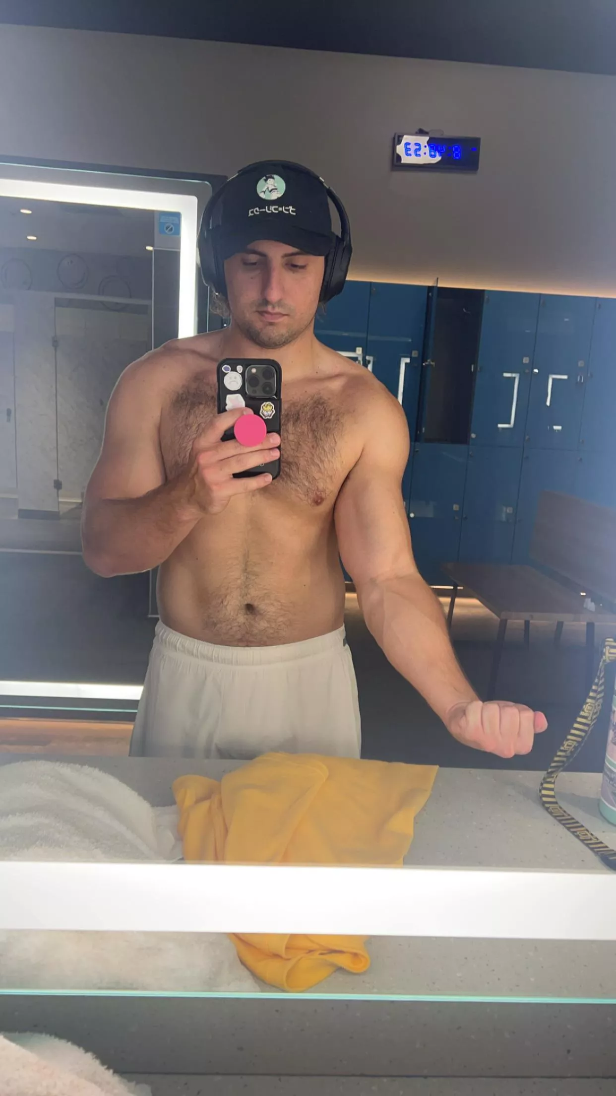 I like how veiny my forearms are 