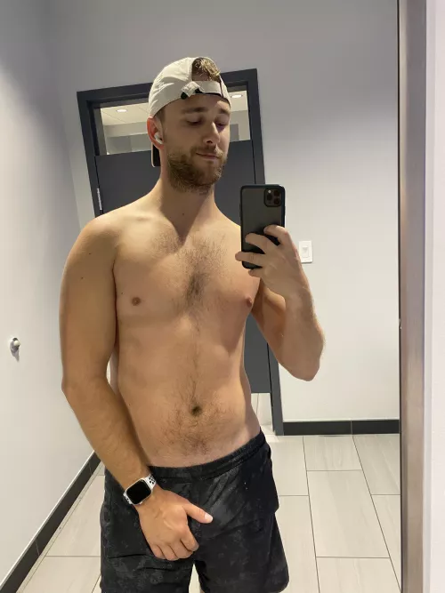 Just a thirst trap Thursday post 😜