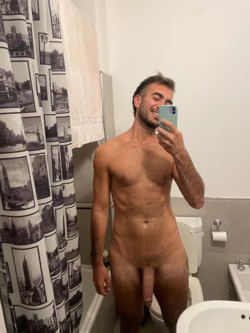    Look how big my forearm🤭 Miren que grande mi antebrazo🤭