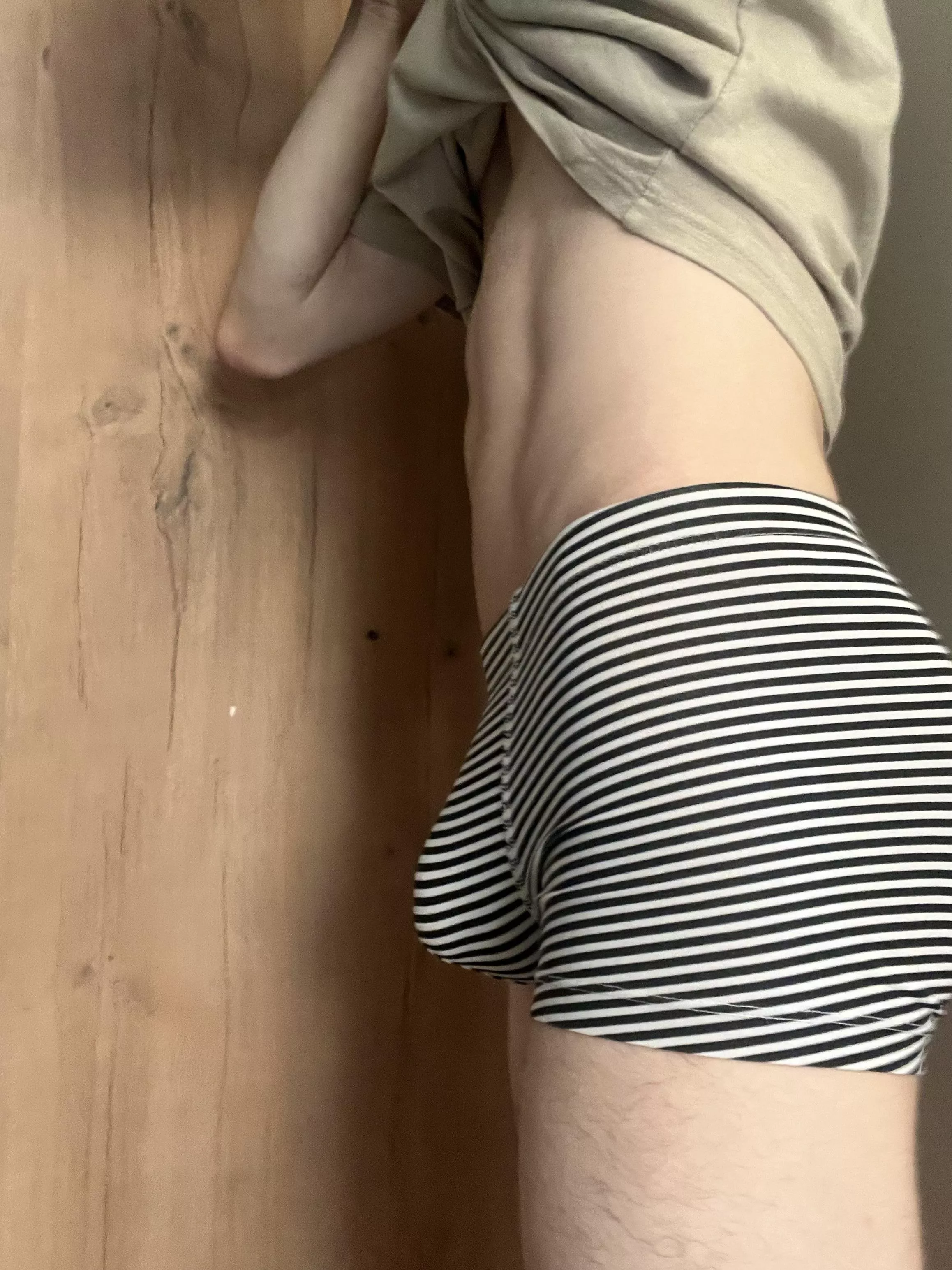 Unexpected bulge - what do you think i am packing - big 🍆 or big 🍒 ?