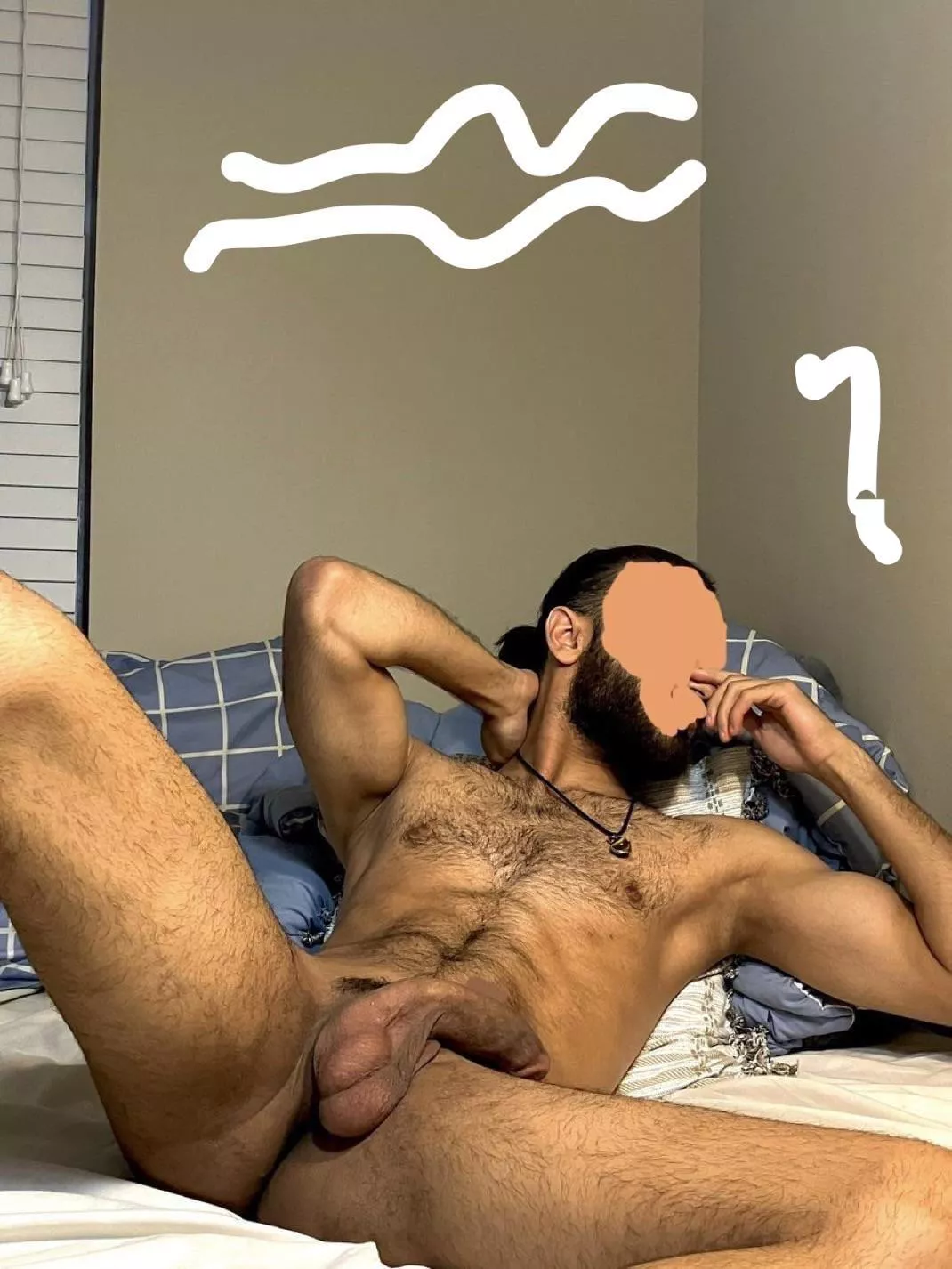 27 arab, looking to jerk live, verbal, younger++ fit++ brown ++ add me on snap @bigd22113