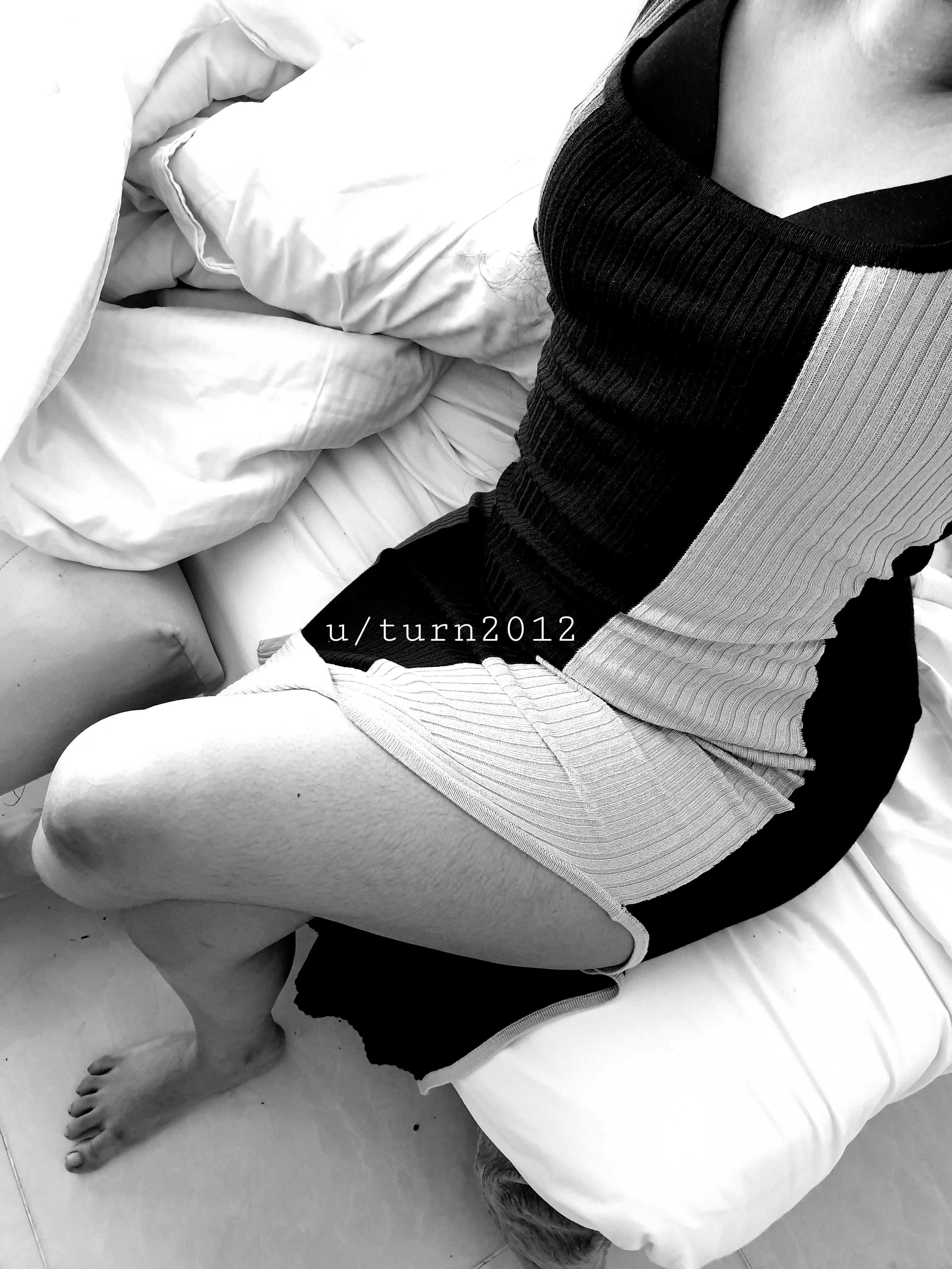 Attention to the Seductive Contrast [F] [M]