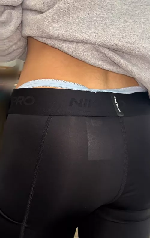 Gym Look of the Day. What Do You Think? 👀