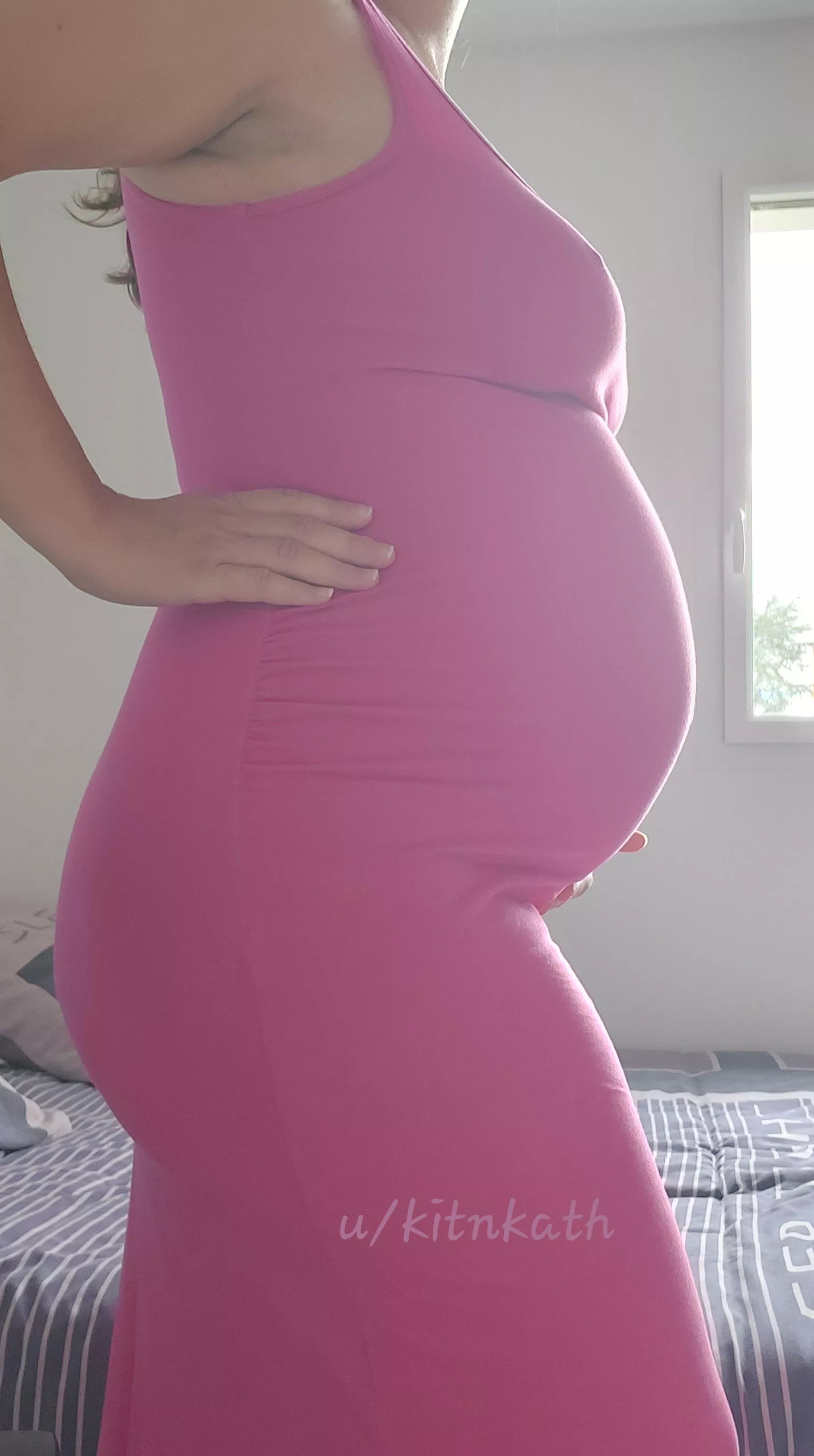 I can't put underwear with this dress... Do you mind?