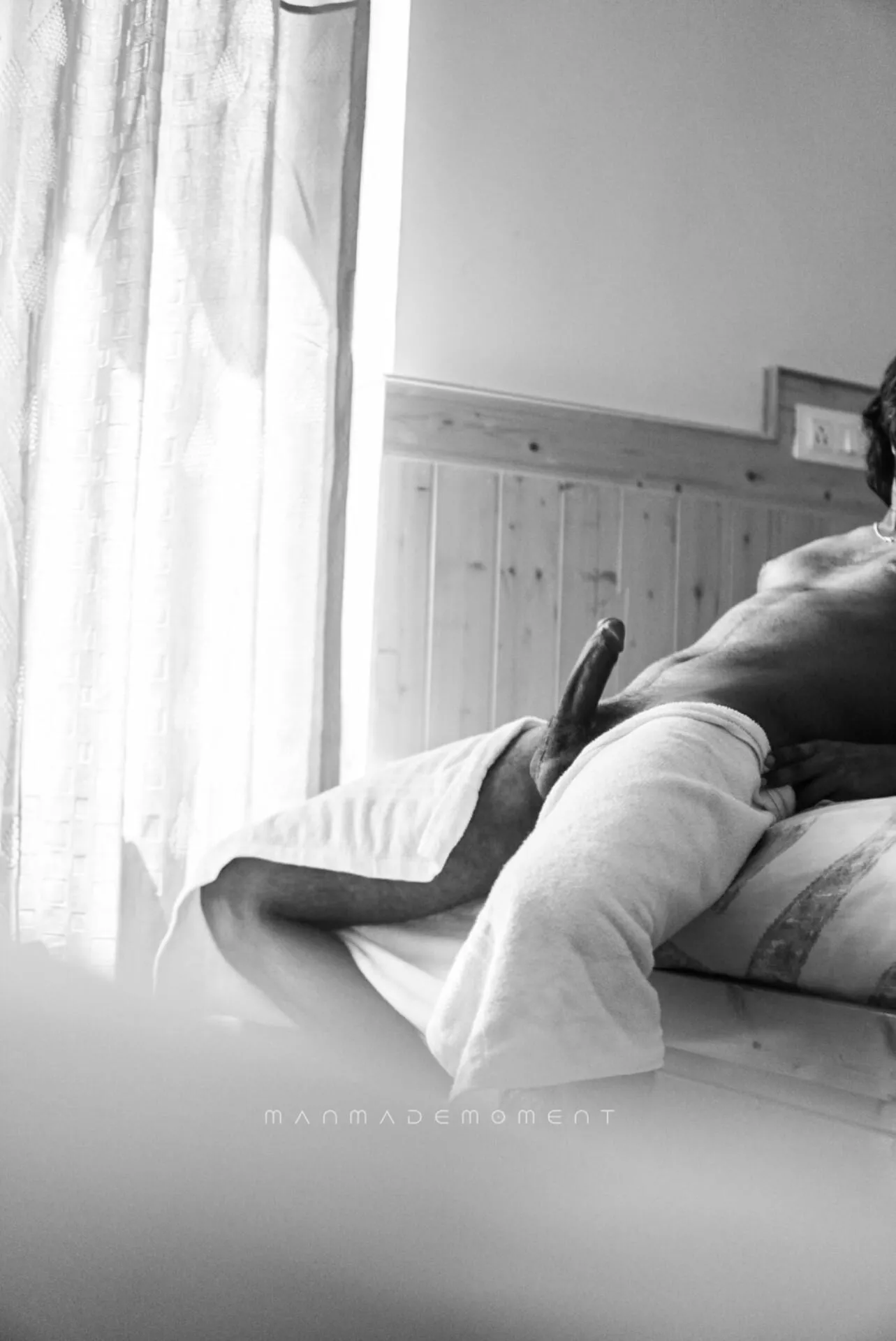 I just finished bathing 🛁 and I need someone who can drain my dick completely 😚