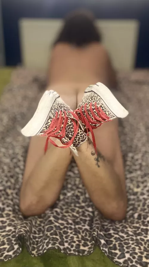 I want you to cum and join me on the bed 