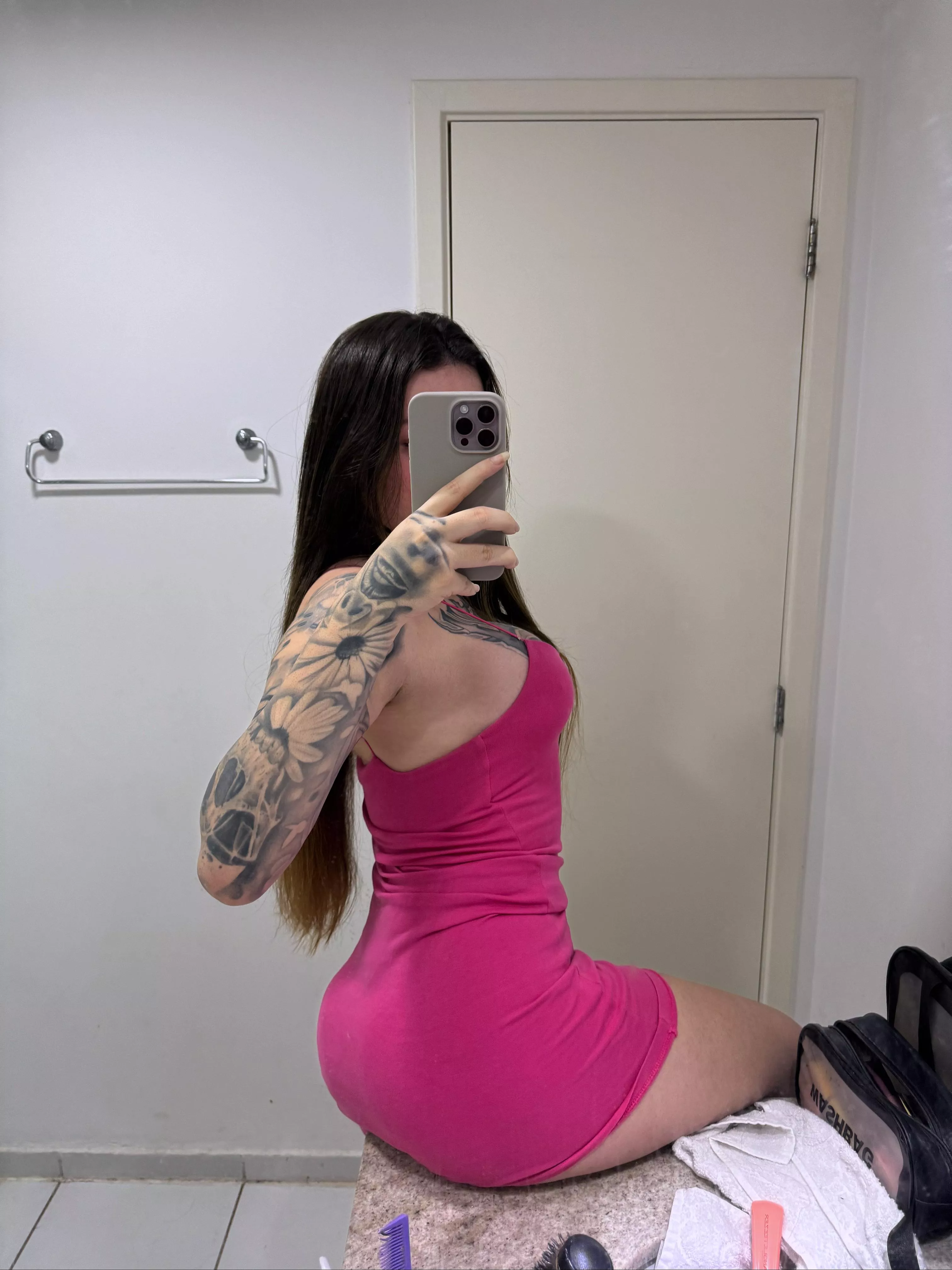 If you have to choose 1. be fuck or 2. fuck me, what do you pick?? 😈