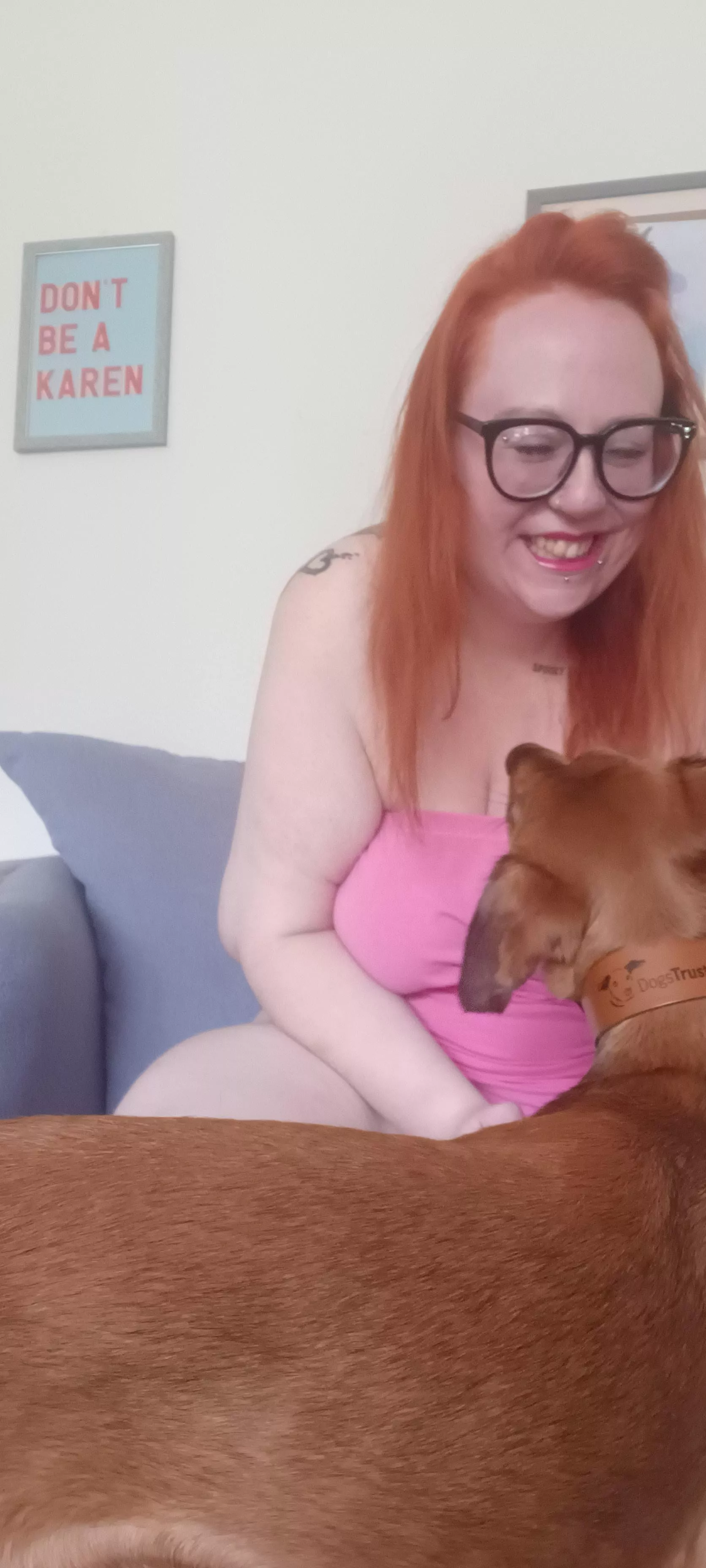 Just a ginger babe being photobombed by another ginger babe 🥰