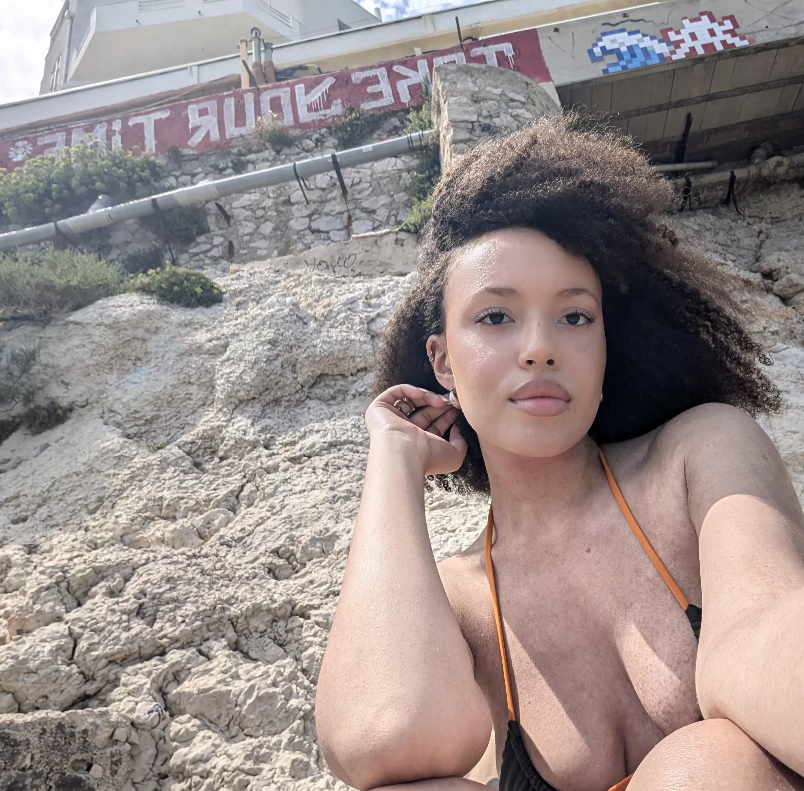 South African x White