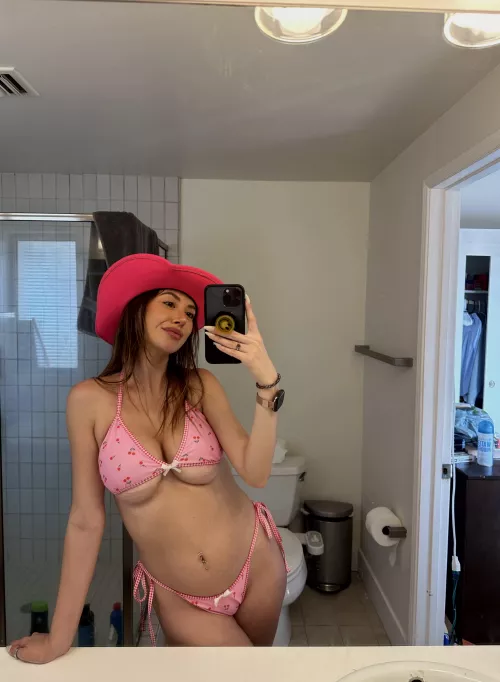This pink bikini fits my body type.