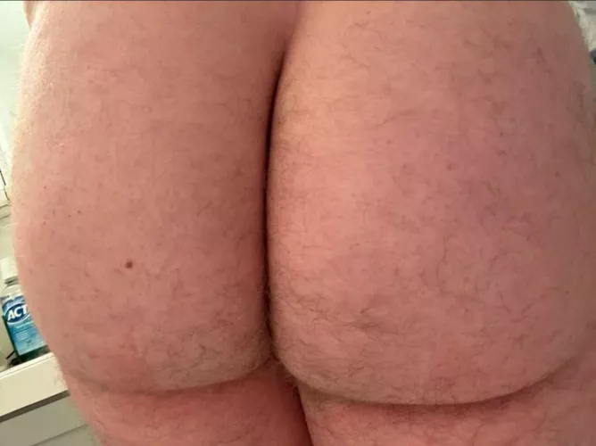 (23) still in college, dragging around this ass