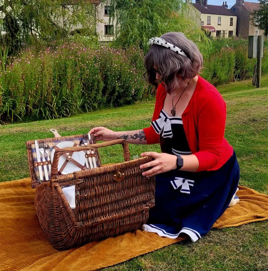 Daddy took me and Stitch for a picnic 