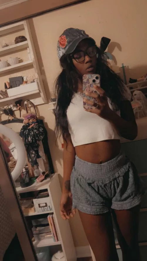 I feel so cute and little in this set. 