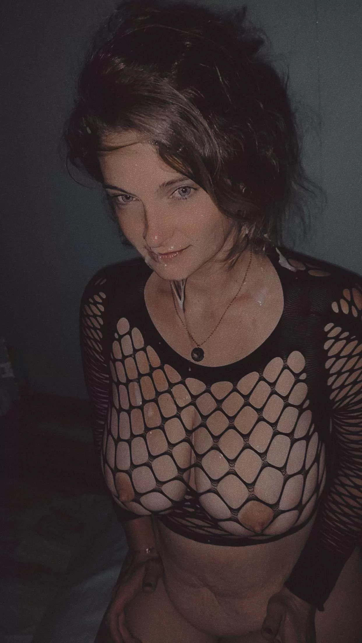 I love taking massive loads of cum on my face 