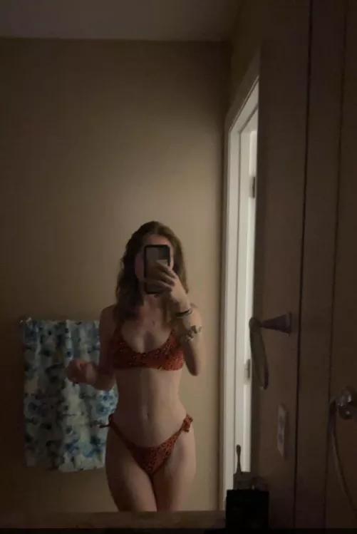 I love watching my boyfriend talk to other girls infront of me. Seeing how hard he gets while sexting someone else 