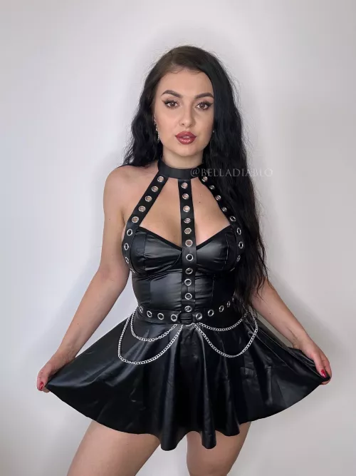 In love with this dress 