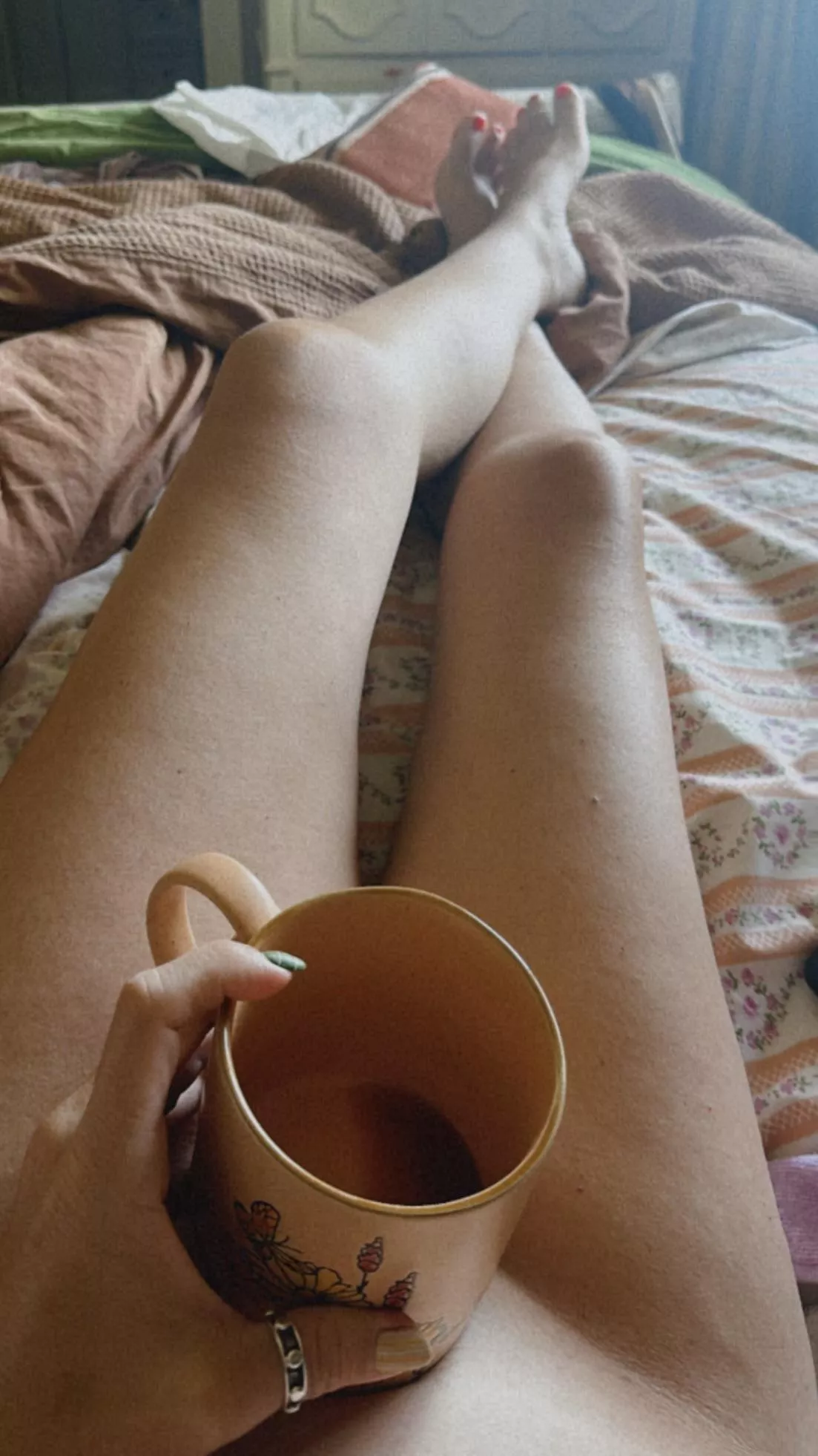 Looks like I need a refill ☕️💋(f)