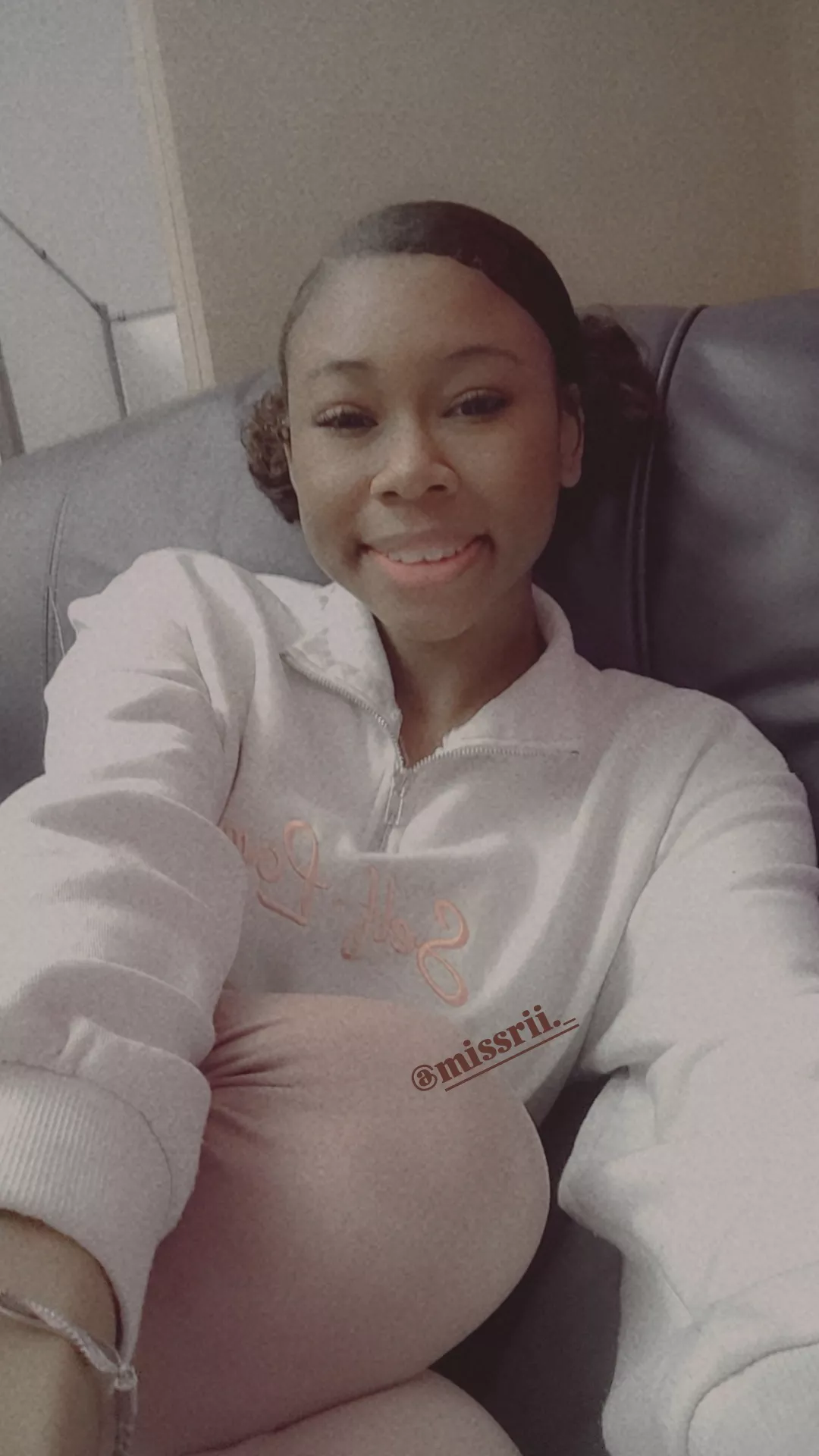 More space bunns 🥰🩷 little princess?! 