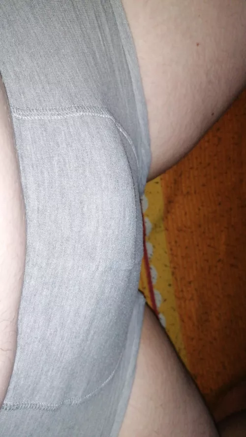 Someone wanna see what's under