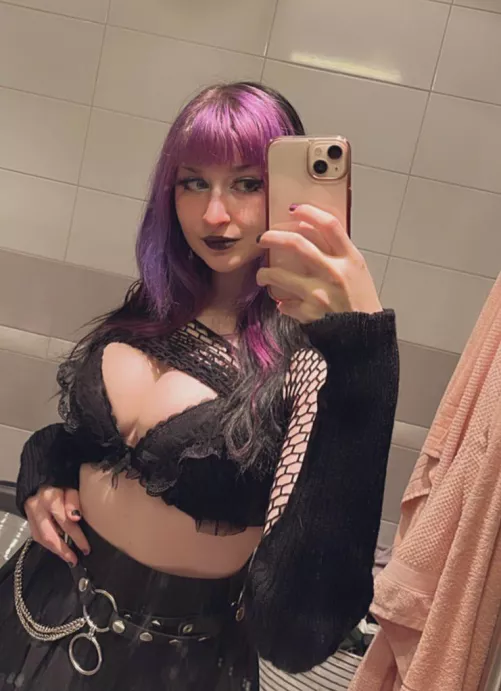 Burry your face between those