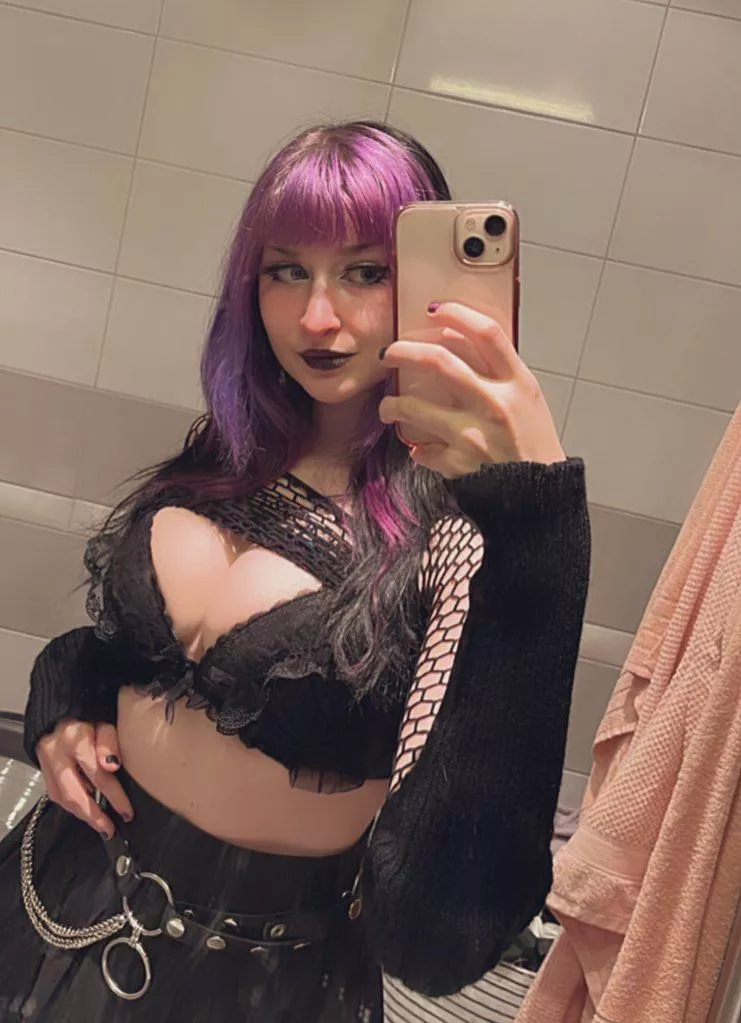 Burry your face between those