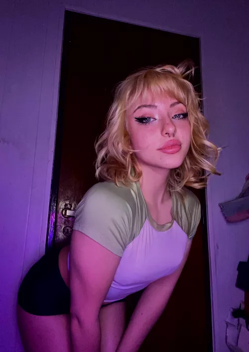 feeling fabulous and sharing the vibes with you