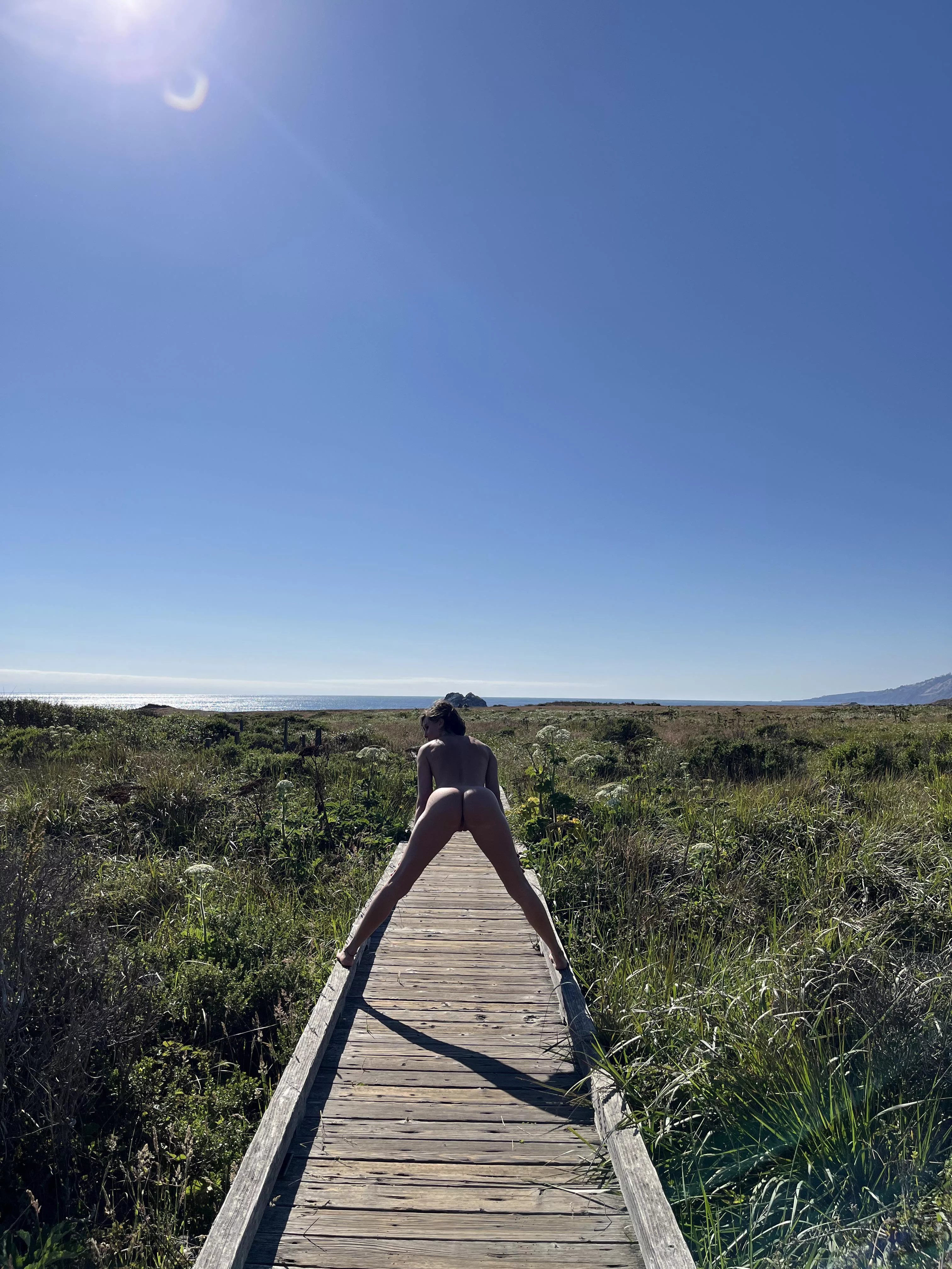 Happy weekend in CA 😜🤫