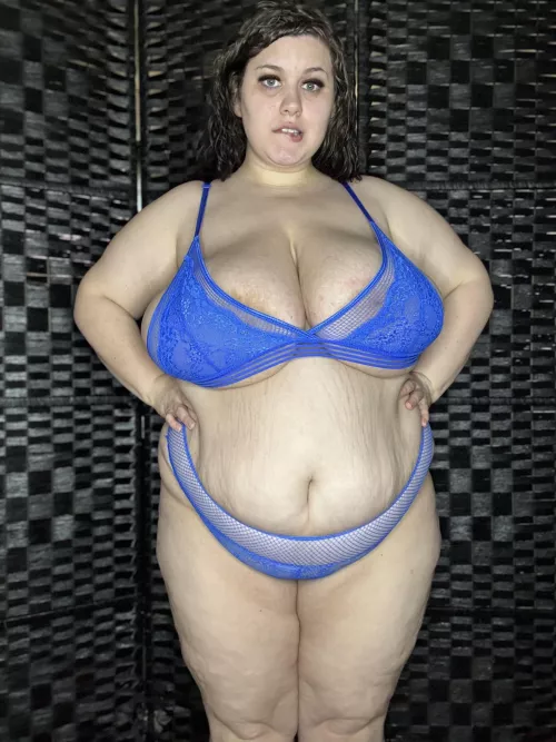 Hello I’m Goddess Luna! 6 years of experience! I’m a natural switch! I offer [fet] friendly content. Come jerk off to my big natural tits during [cam] or get blown up with [pic] [vid]. Customizable content [pic] [rate] [vid] [aud]