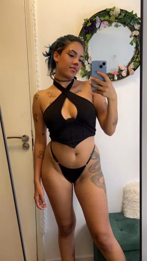 I could be your curvy tatted gf