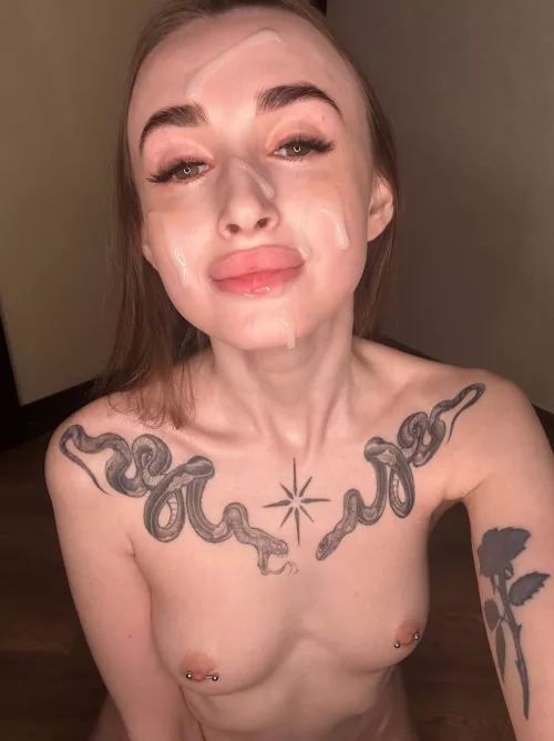 Sending naughty vids to random men on Reddit, who’s in?