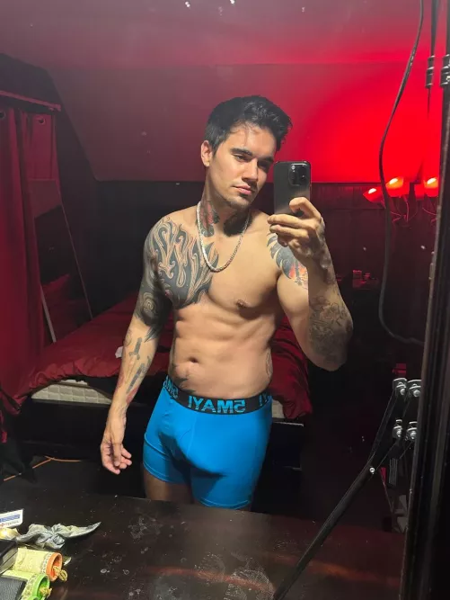 What is this room missing? Let me know in those oh so fun comments