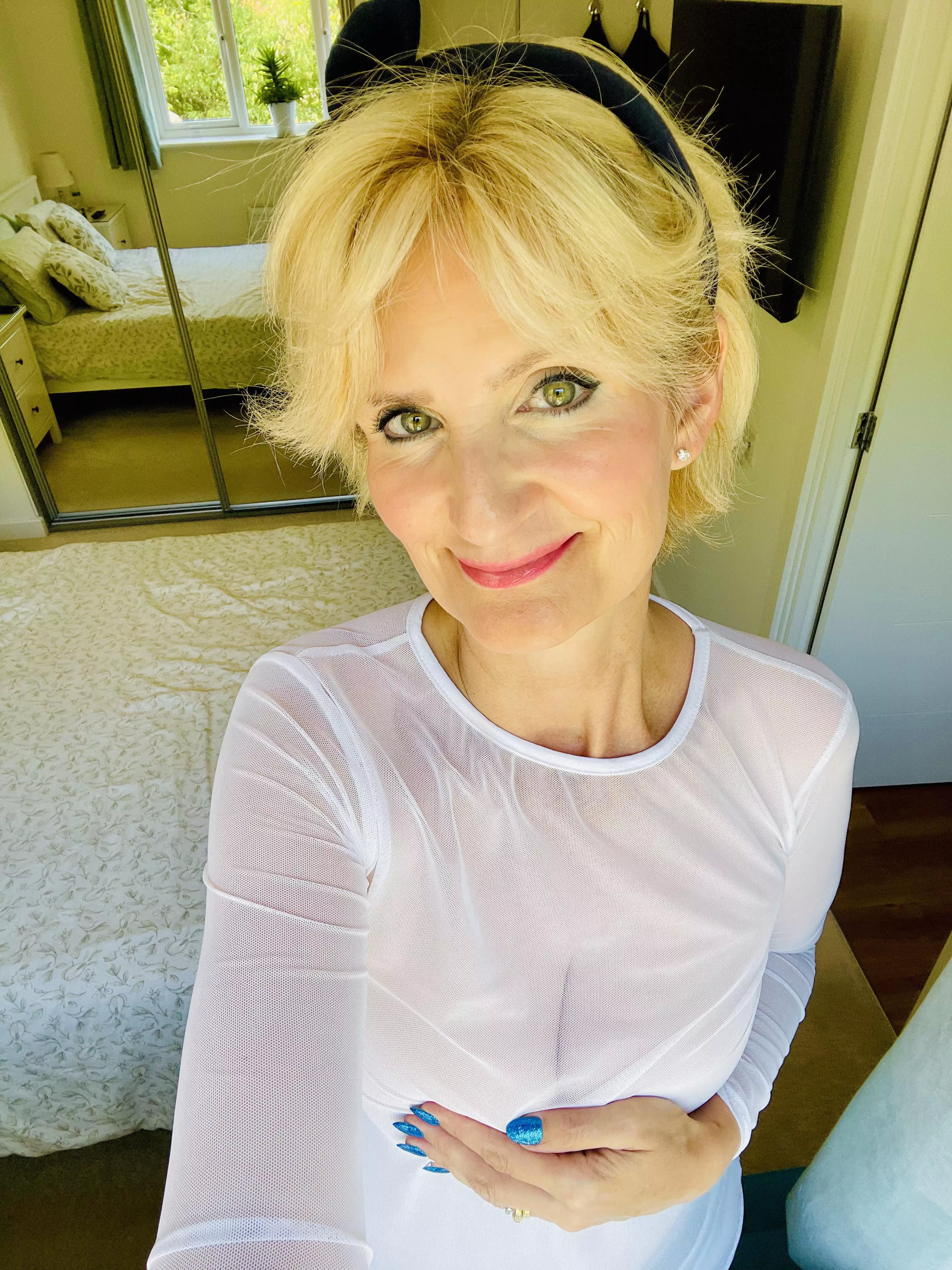 Give me a wave and I might wave back! 🤣