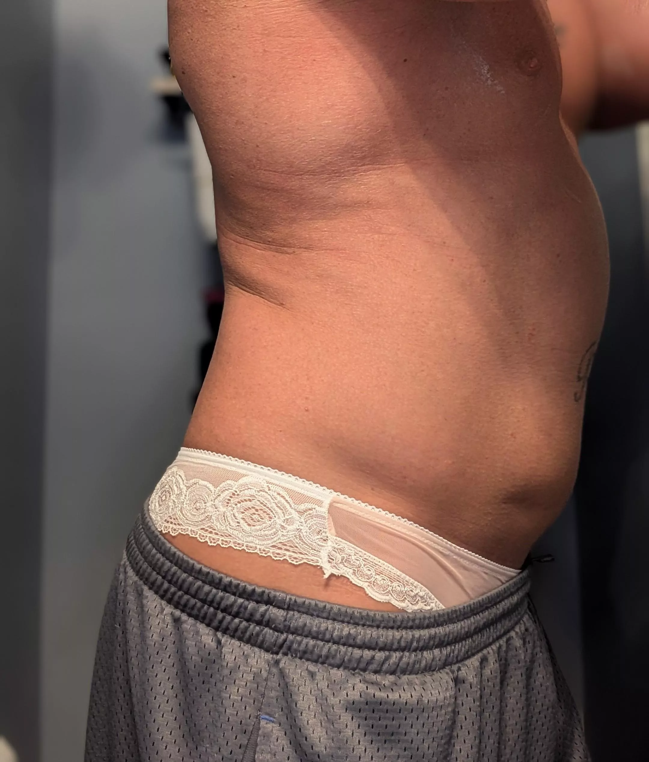 I wanna be like this in the gym locker room but scared what people will think... 