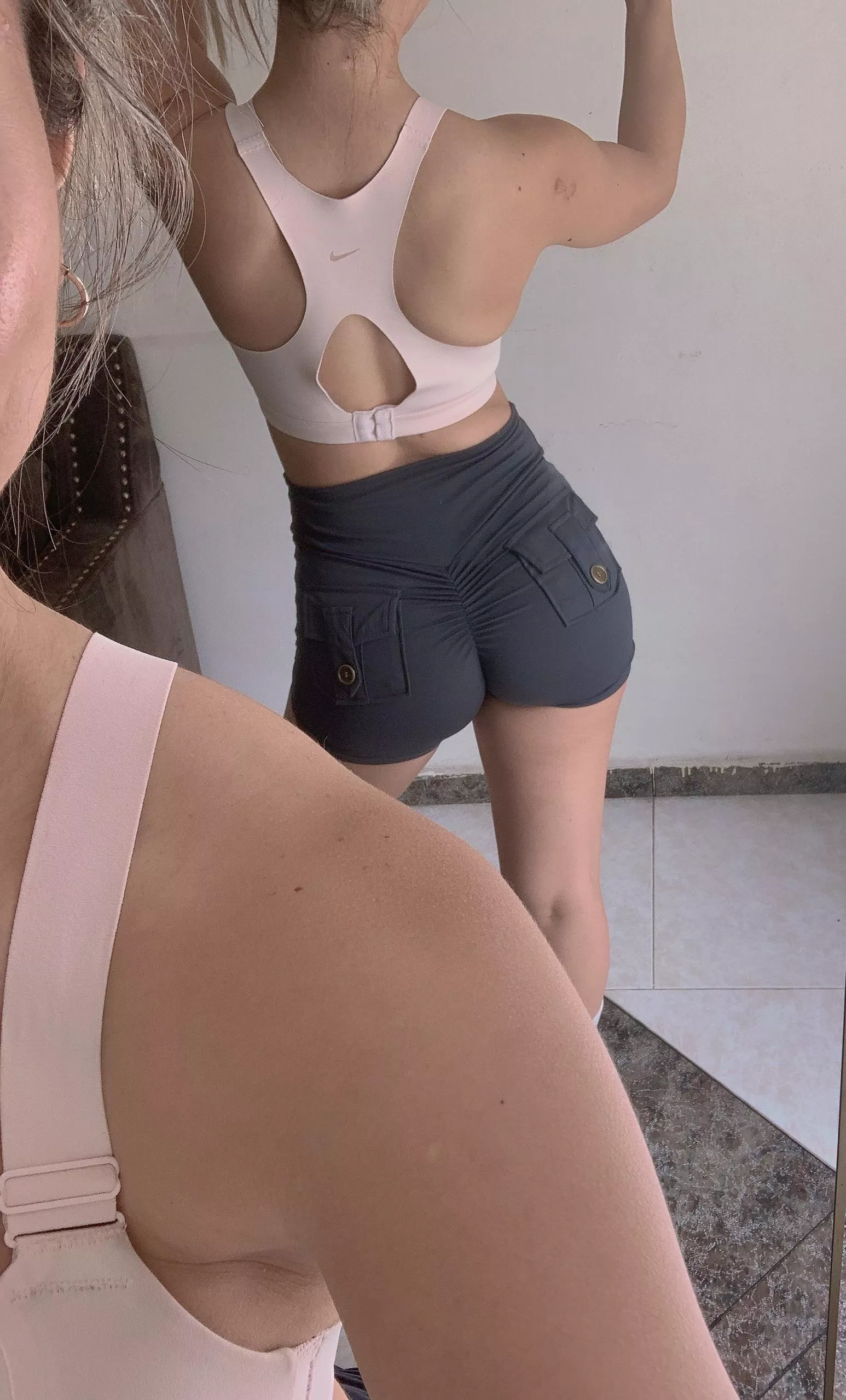 Japanese fit girl in yoga pants 