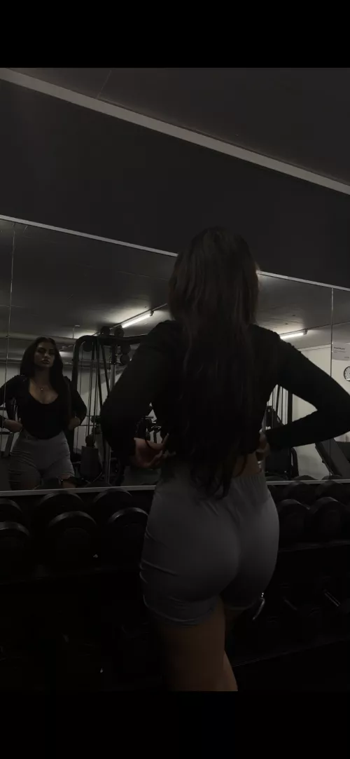 never skipping leg days