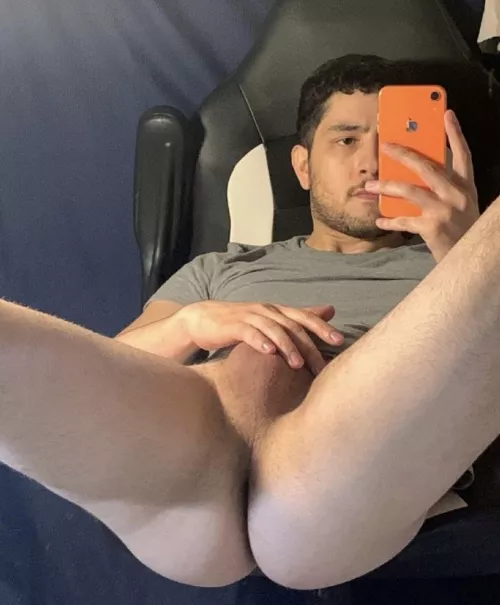 Ready for whatever 🍑