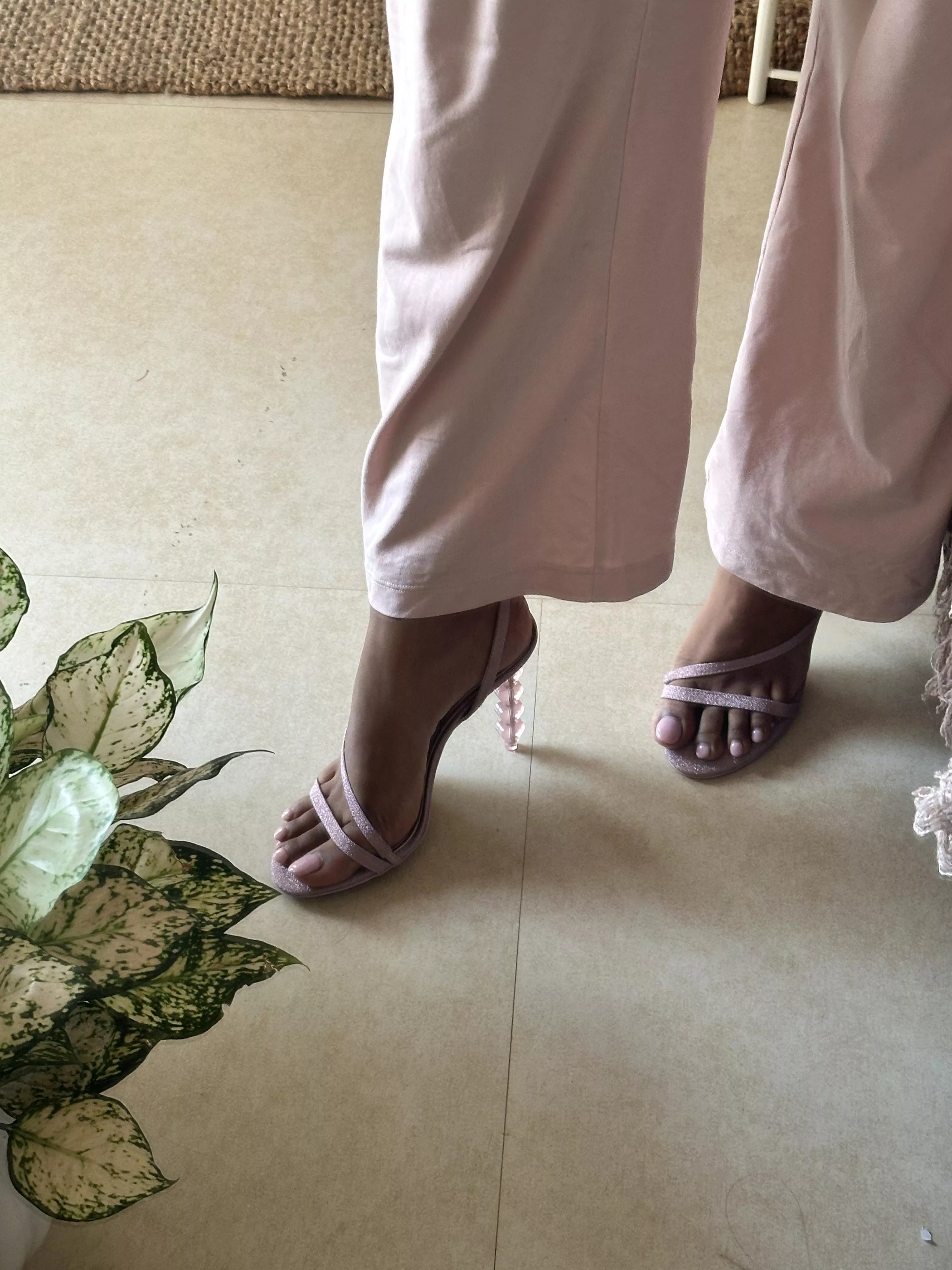 Some heart shaped heels 💝