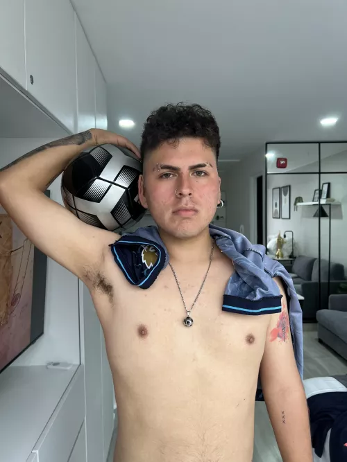 Yo, wanna get fucked hard by a real alpha?