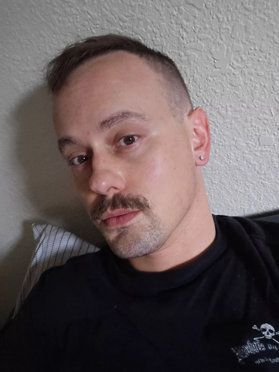 Bored and looking for Ps5 friends. 