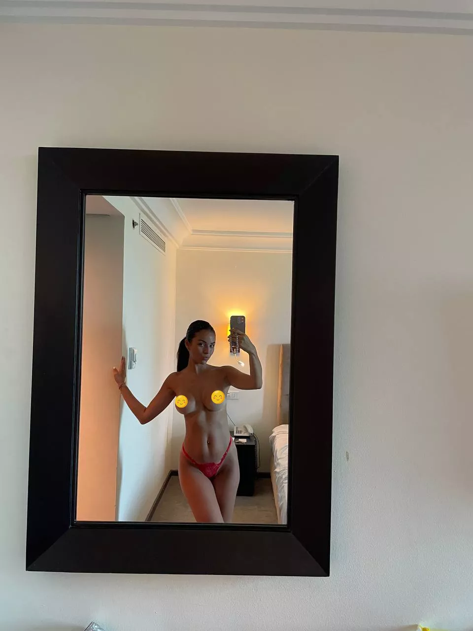 I just wanna be the girl of your dreams