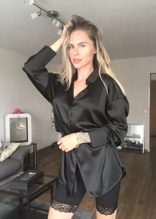 Is this a good outfit for the club?