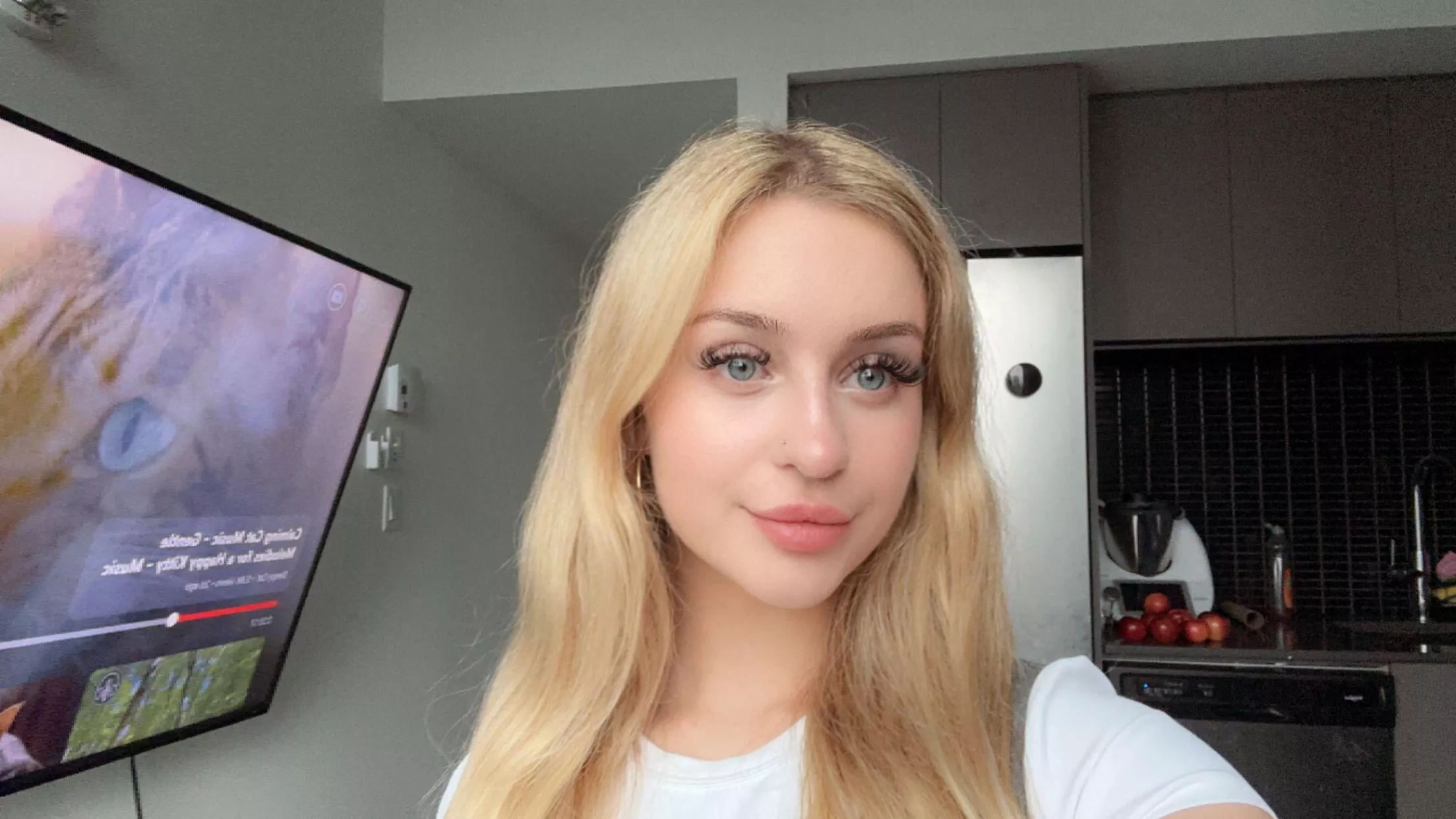 Just over here looking cute and keeping it cozy