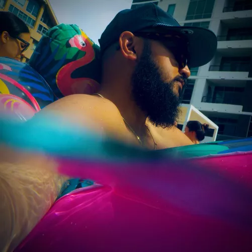 Much needed pool day 😎🩳⛱️