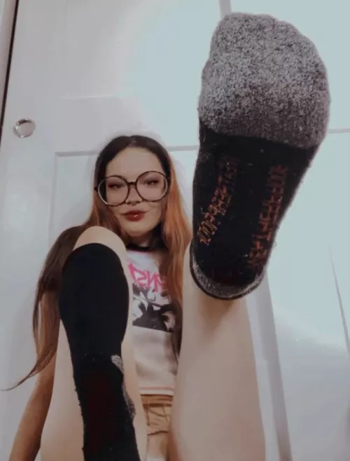 [selling] Gifts from your goth gf~Selling pantys/socks/bras/vials/digital