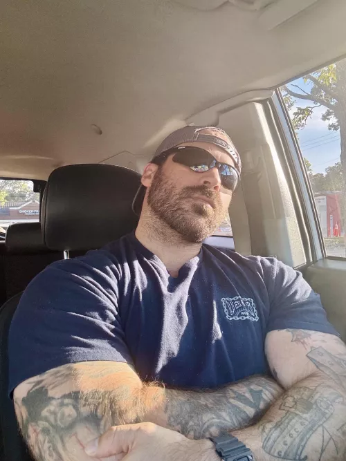 Should be clapping cheeks, but here I am at the gym🫡