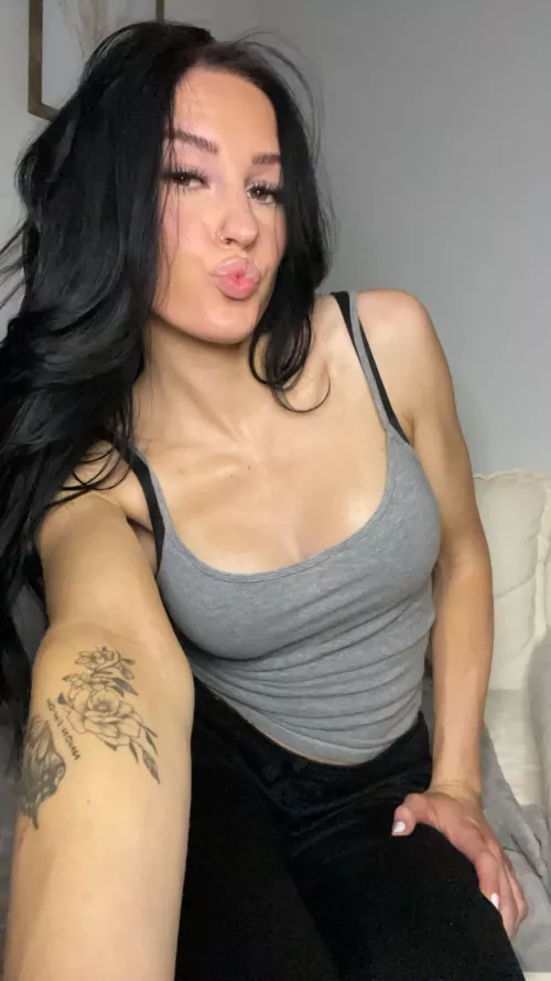 slaying with class and sweetness 