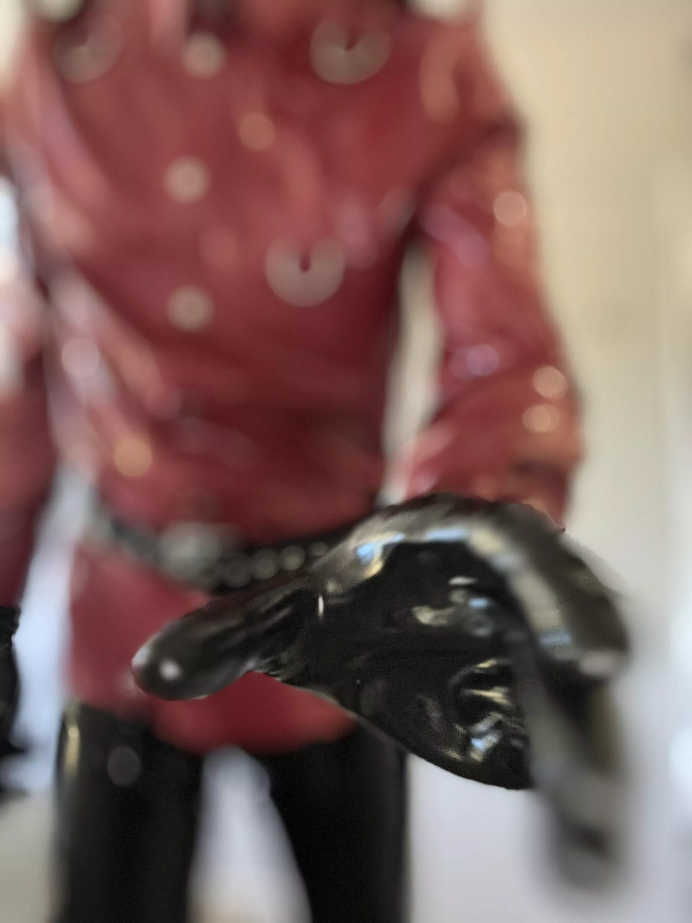 The moment before your throat  belongs to me.