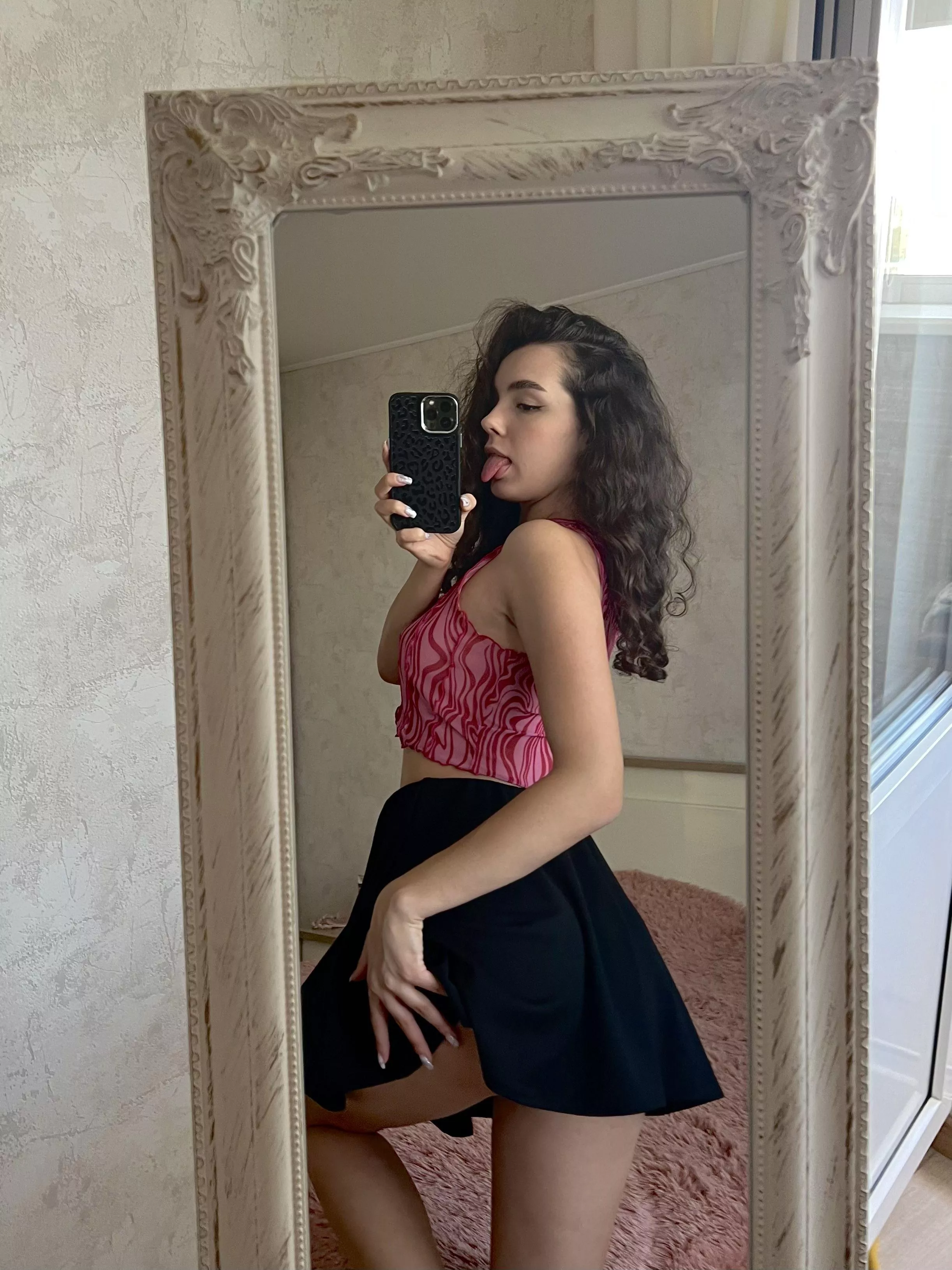 The perfect mini skirt for a night of fun